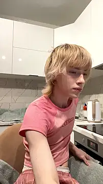 Show modela ixistudiomember na web-kameri