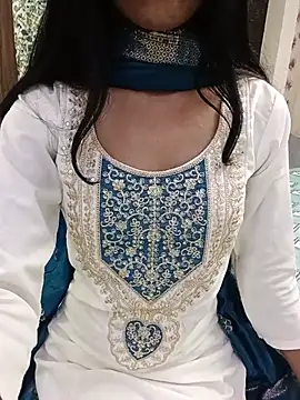 הופעת וובקאם של Daisy_Shah_