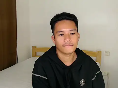 MrAfterHours_Blaken Webbikameraesitys