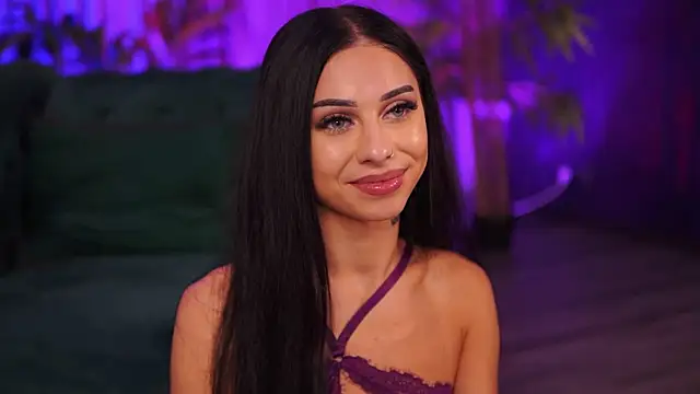 AzraReign Webcam show