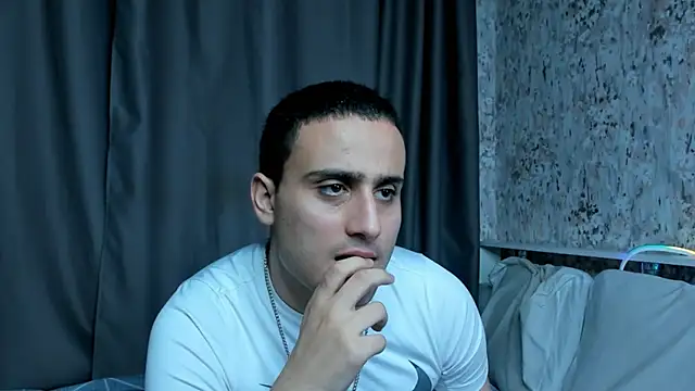 Show de OpalMischief na webcam