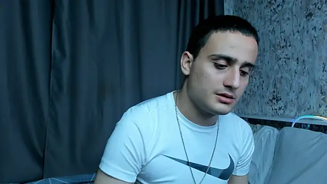 Show de OpalMischief na webcam
