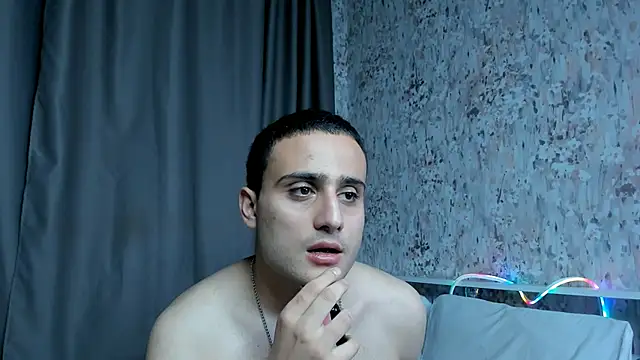 OpalMischief's Webcam Show