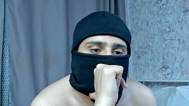 OpalMischief webkamerás műsora