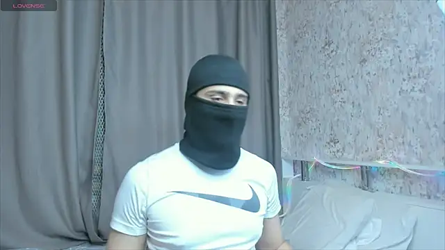OpalMischief's Webcam Show