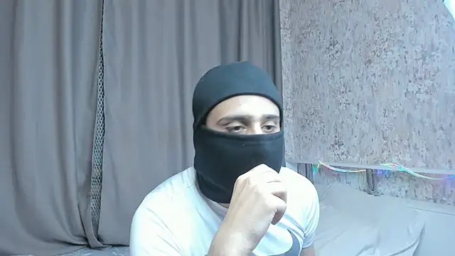Show de OpalMischief na webcam
