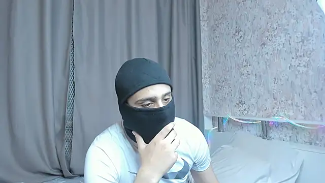 Вебкам-шоу OpalMischief