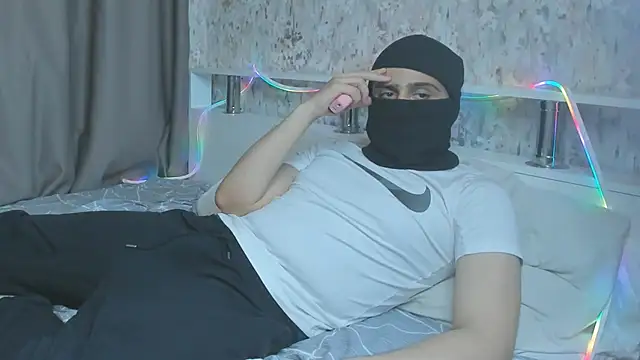 OpalMischief's Webcam Show