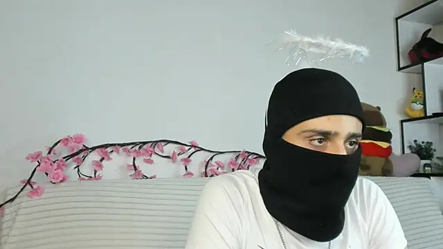 OpalMischief webcam show