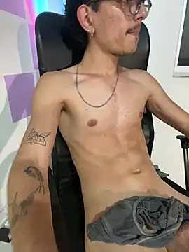 oreuk_dv Webcam Show