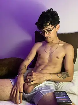 oreuk_dv Show Webcam