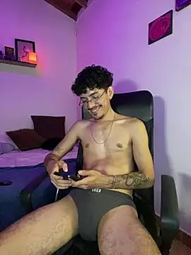 oreuk_dv 网络视讯表演