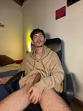 oreuk_dv Show in webcam