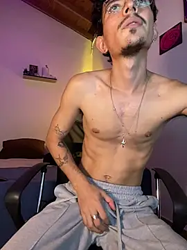 Show modela oreuk_dv na web-kameri