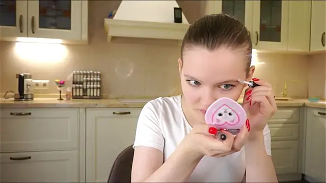 צ'אט XXX בשידור חי של NaomiFess