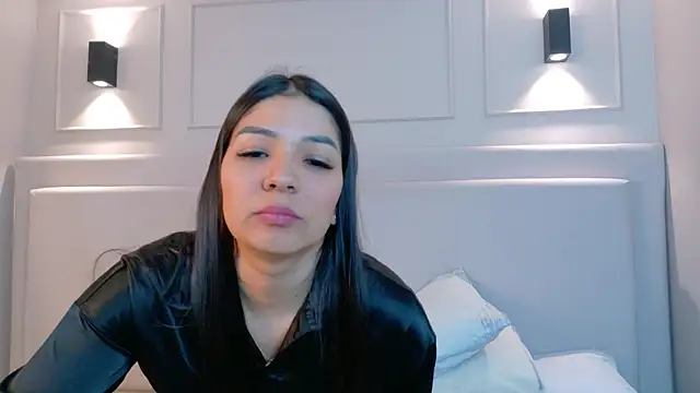 NaomiVelvet_ লাইভ XXX চ্যাট