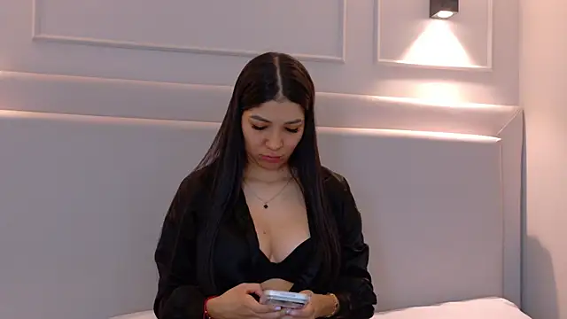 Chat XXX en directo de NaomiVelvet_
