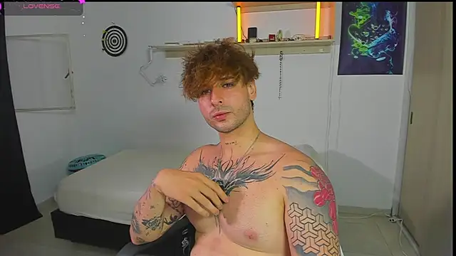 ARES_TATTO Webcam Show