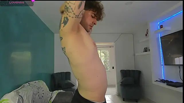 Show de ARES_TATTO na webcam