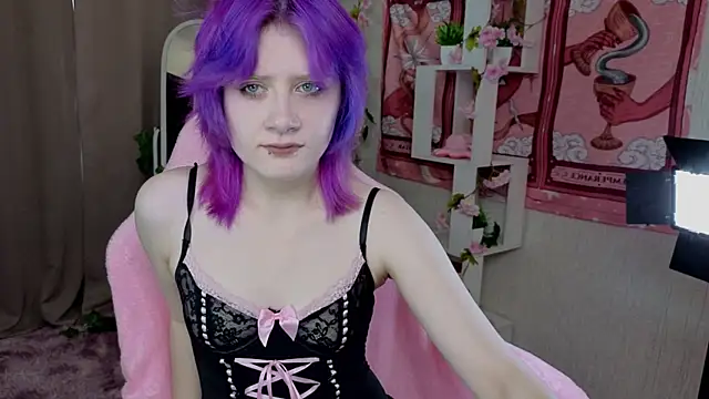 Droll_doll_ 网络视讯表演
