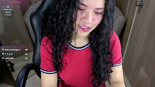cherry_envy_cn Pertunjukan Webcam
