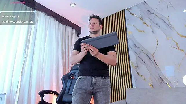 Izui_Pierce Webcam Show