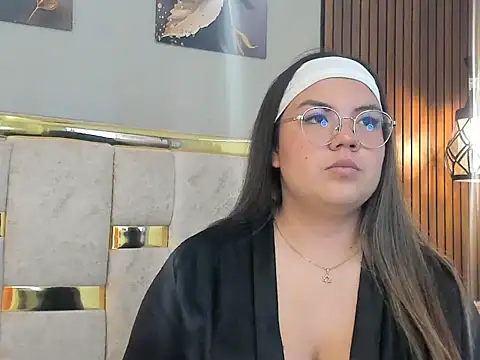 nanitah_45's Webcam Show