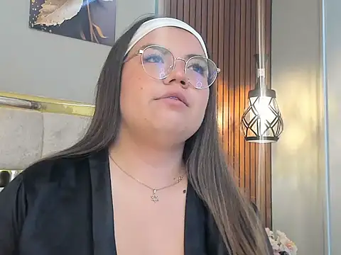 nanitah_45 Webcam Show