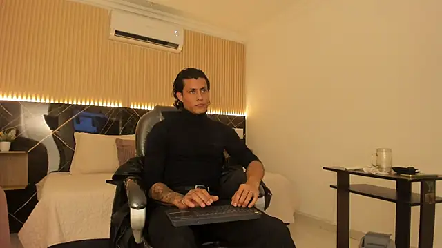Show de Damian_romanoff_ na webcam