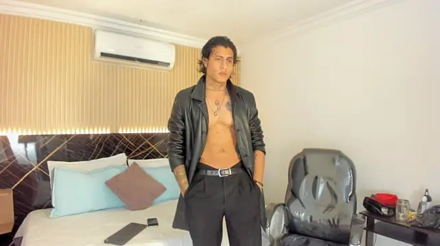 عرض كام Damian_romanoff_