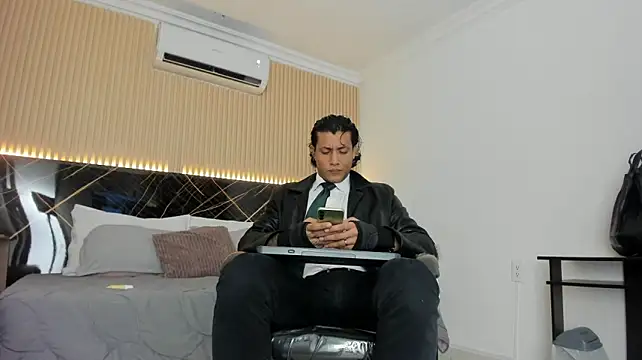 Damian_romanoff_ Show Webcam