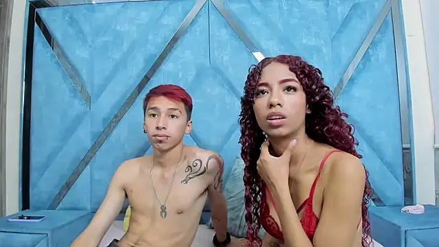 LexxyAndAres: διαδικτυακό σόου στην κάμερα