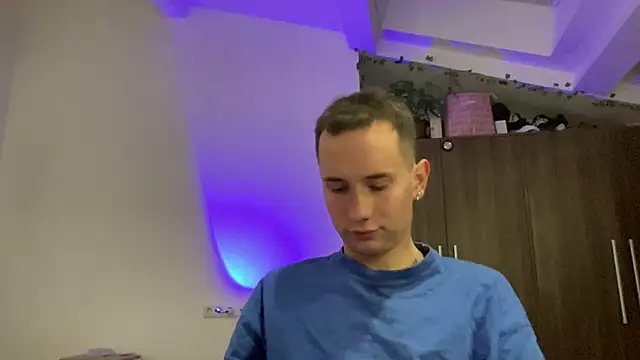 Sour_Boy Webcamshow