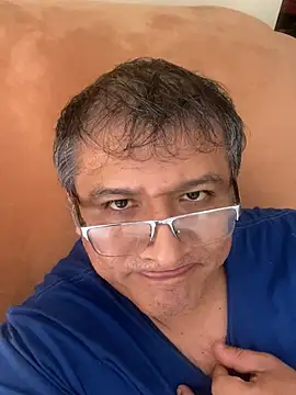 jpervertido Show in webcam
