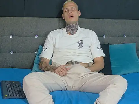 Webkamerová show touching_the_sky