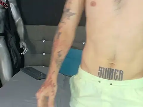 touching_the_sky's Webcam Show