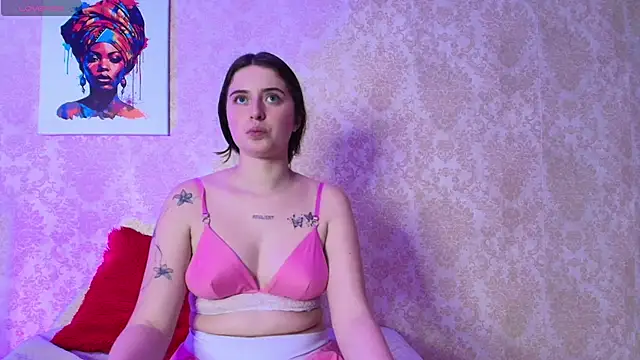 הופעת וובקאם של CherryRoseX