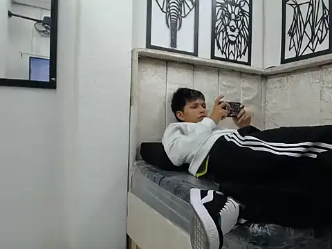 Crist_Angel Show in webcam