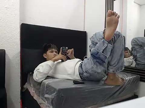 Crist_Angel webkamerás műsora