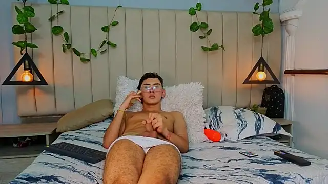velvetkai Webcam show
