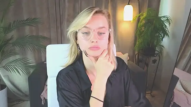 Živý XXX chat NoraMoreau