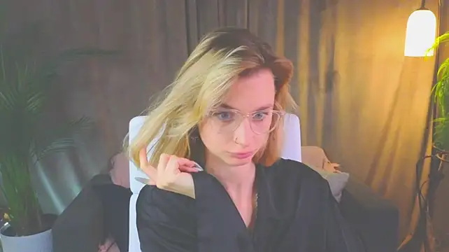 NoraMoreau Live XXX-chat