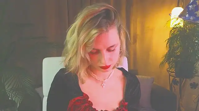 Chat +18 de NoraMoreau ao vivo