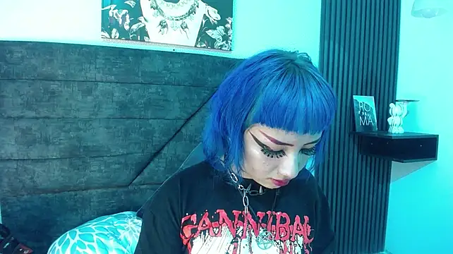 XXX chat uživo modela Pola_Pnk