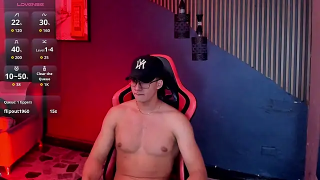 Axxel_Muscle 在線直播表演