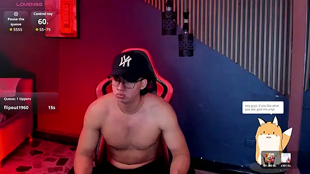 Axxel_Muscle's Webcam Show