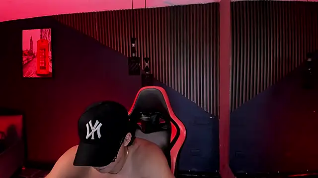 Axxel_Muscle Шоу с уебкамера