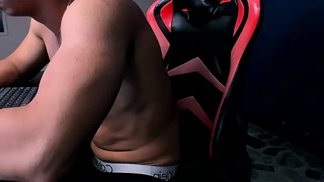 Axxel_Muscle – webcam-show