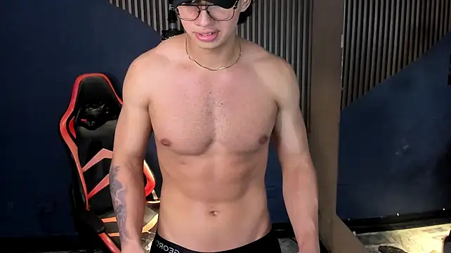 Axxel_Muscleのウェブカメラショー