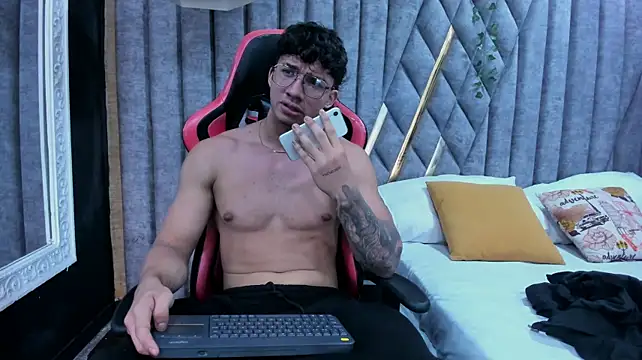 Webkamerová show Axxel_Muscle